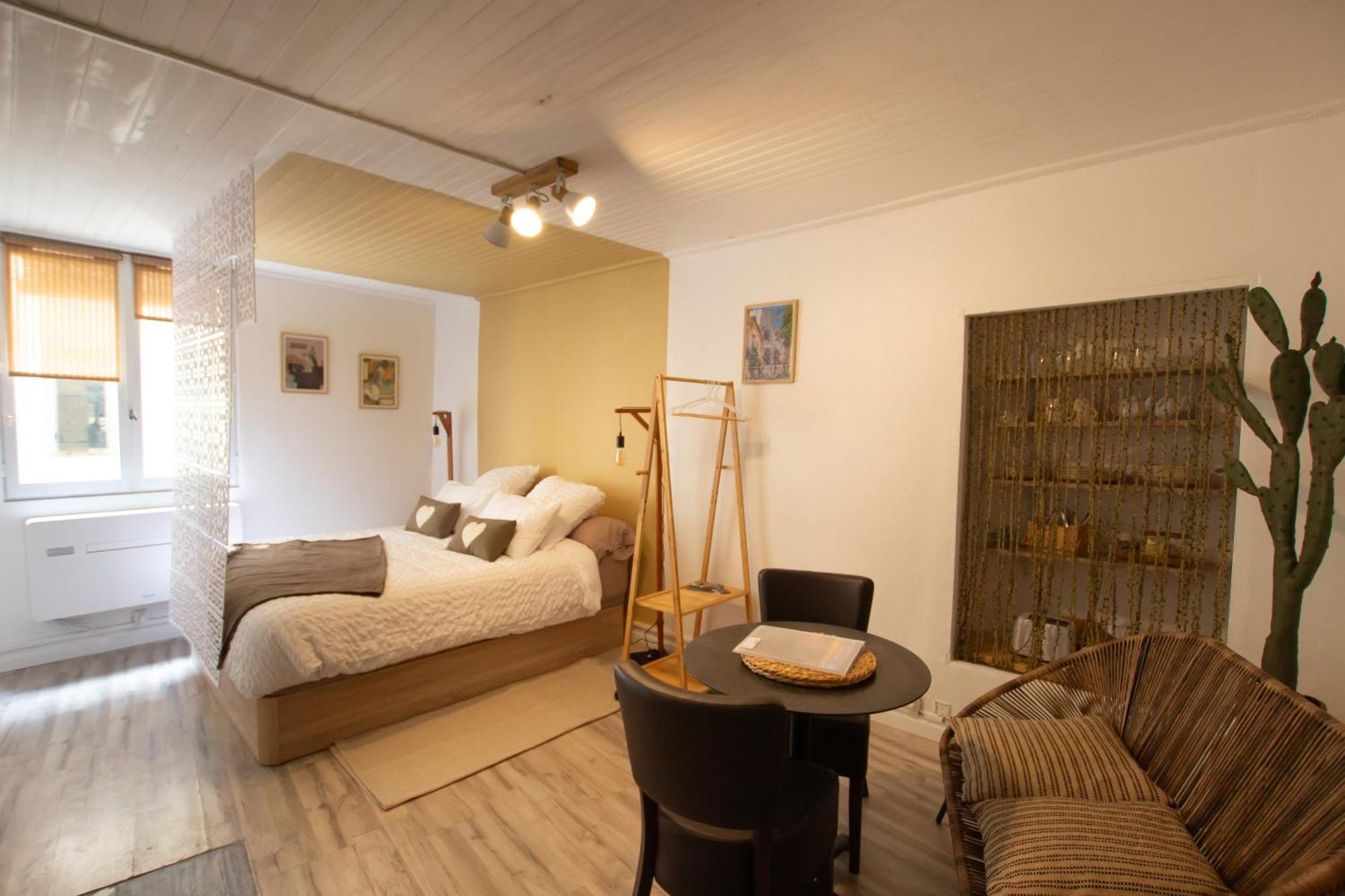 Apartment Cosy Caud, En Plein Coeur Du Centre Historique *