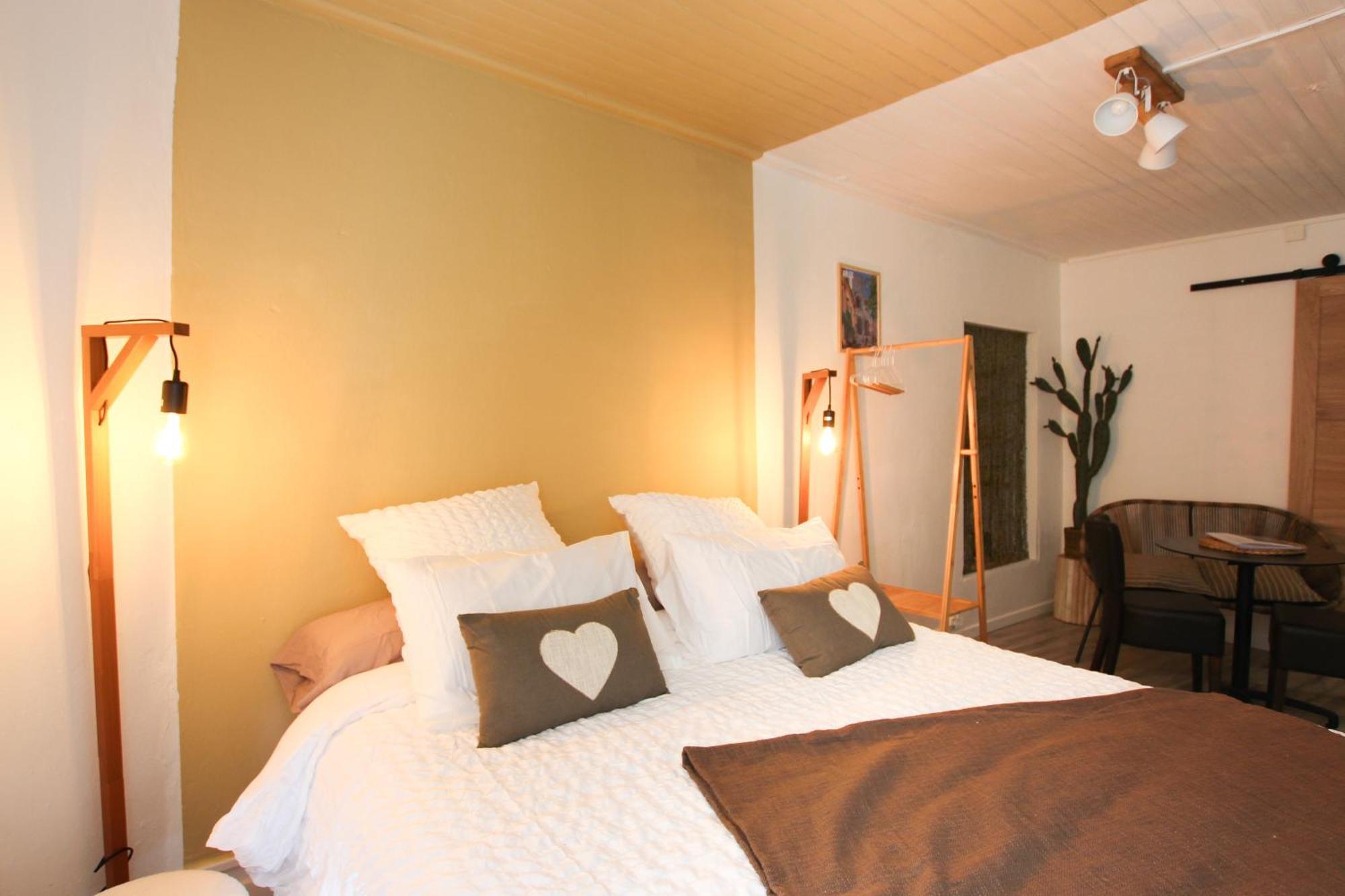 Apartment Cosy Caud, En Plein Coeur Du Centre Historique Arles